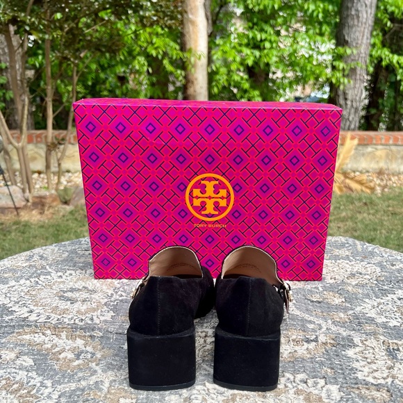NIB Tory Burch Asymmetrical Block Heel Loafer - size 5 - Picture 9 of 12